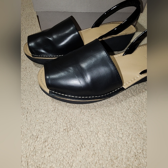 KENETH COLW WEDGE SANDALS - Picture 2 of 5